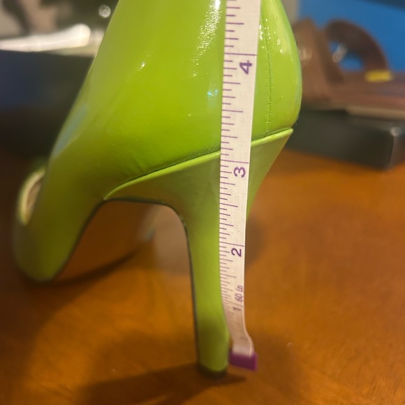 Vintage Ralph Lauren Pumps. NEW never worn. In my personal closet since 80s - Picture 11 of 11